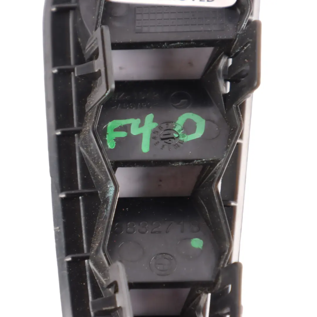 BMW F40 Couvercle De Dégivreur De Vitre Latérale Droite Noir - SKU 6832718 - Numéro de pièce 6832718