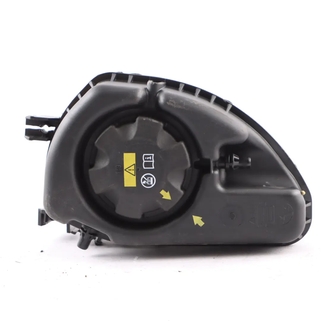 Réservoir D'Expansion De Liquide De Refroidissement pour BMW G30 à propos du numéro de pièce 9846642 BMW G30 Réservoir D'Expansion De Liquide De Refroidissement - SKU 9846642 - Numéro de pièce 9846642