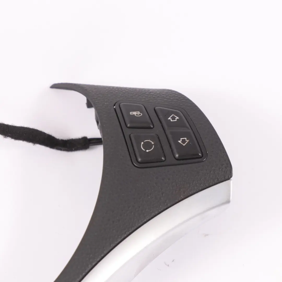  Cubre Volante BMW E81 E87 E90 E91 Embellecedor Interruptor Multifunción Cromo - SKU 6850544-4 - Número de pieza 6850544