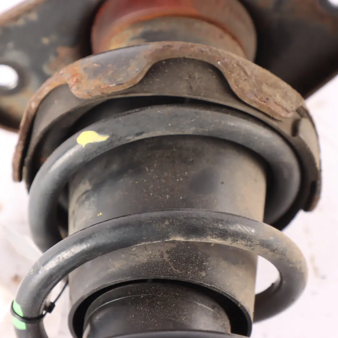 Eje Trasero Muelle Strut Amortiguador Sport Izquierda Derecha para Mini R56 con número de pieza 6853966 Mini R56 Eje Trasero Muelle Strut Amortiguador Sport Izquierda Derecha - SKU 6853966 - Número de pieza 6853966