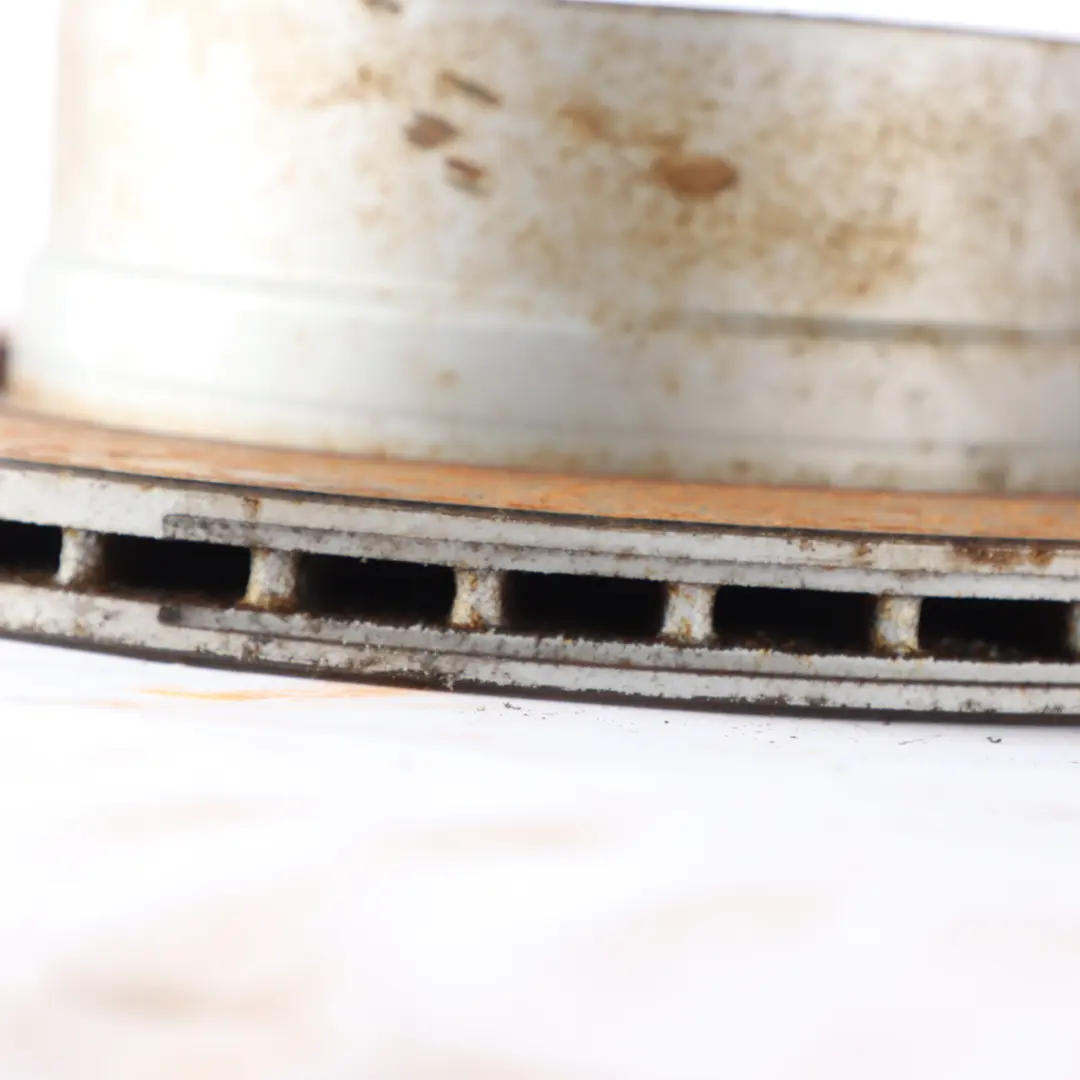 Brake Disc Set BMW E82 E88 Rear Axle Left Right N/O/S to with Part number 6855005 Brake Disc Set BMW E82 E88 Rear Axle Left Right N/O/S - SKU 6855005-2 - Part number 6855005