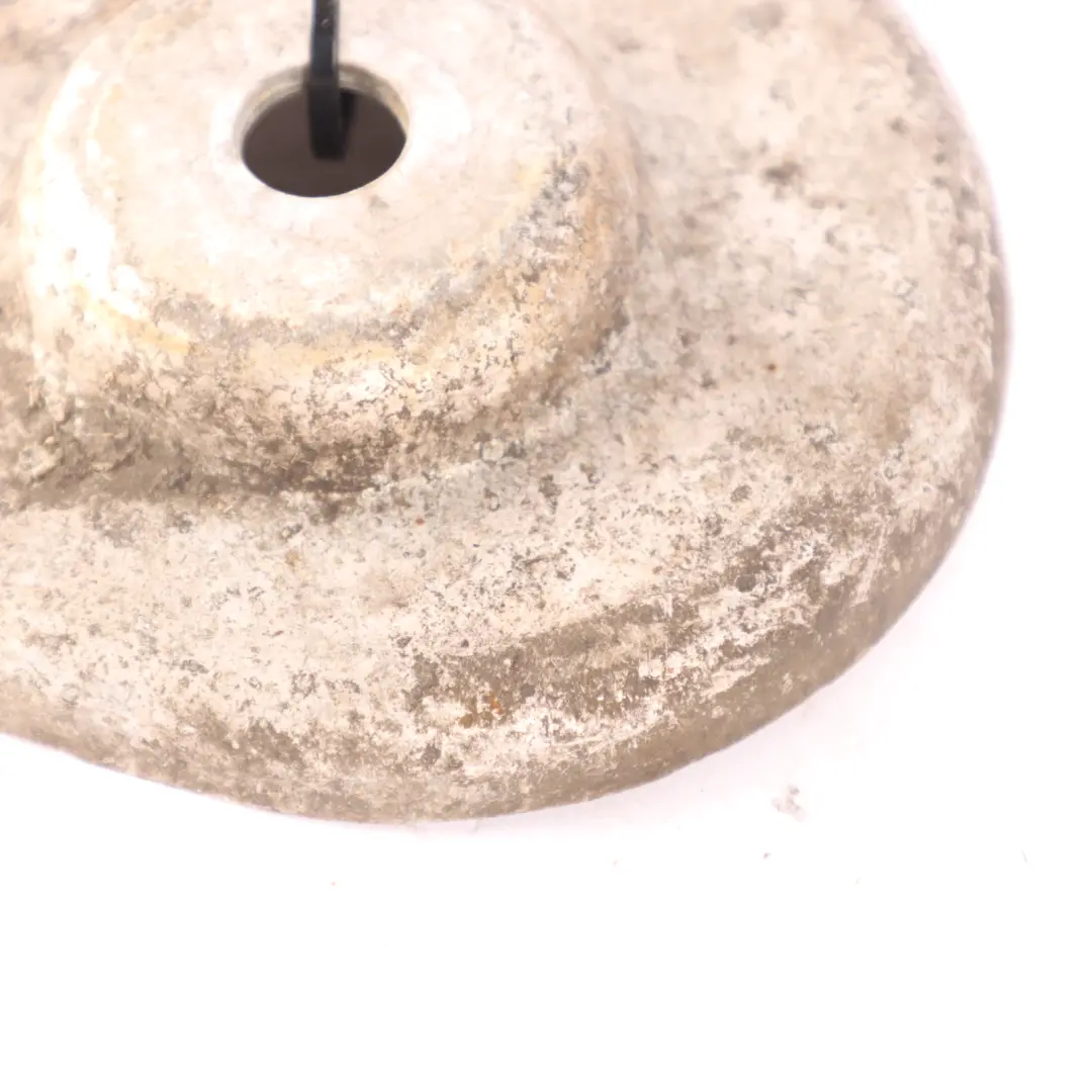 Plaque Butée Essieu Arrière Gauche Droite Suspension 6793637 pour BMW G30 G31 G11 G12 à propos du numéro de pièce 6861141 BMW G30 G31 G11 G12 Plaque Butée Essieu Arrière Gauche Droite Suspension 6793637 - SKU 6861141 - Numéro de pièce 6861141