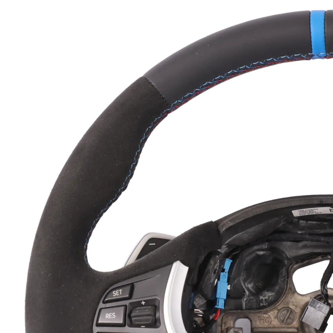 NUOVO in Pelle Nera Alcantara Sport Cambio Volante per Volante BMW F20 F30 F32 con numero di parte 6863343 Volante BMW F20 F30 F32 NUOVO in Pelle Nera Alcantara Sport Cambio Volante - SKU 6863343-4 - Numero di parte 6863343