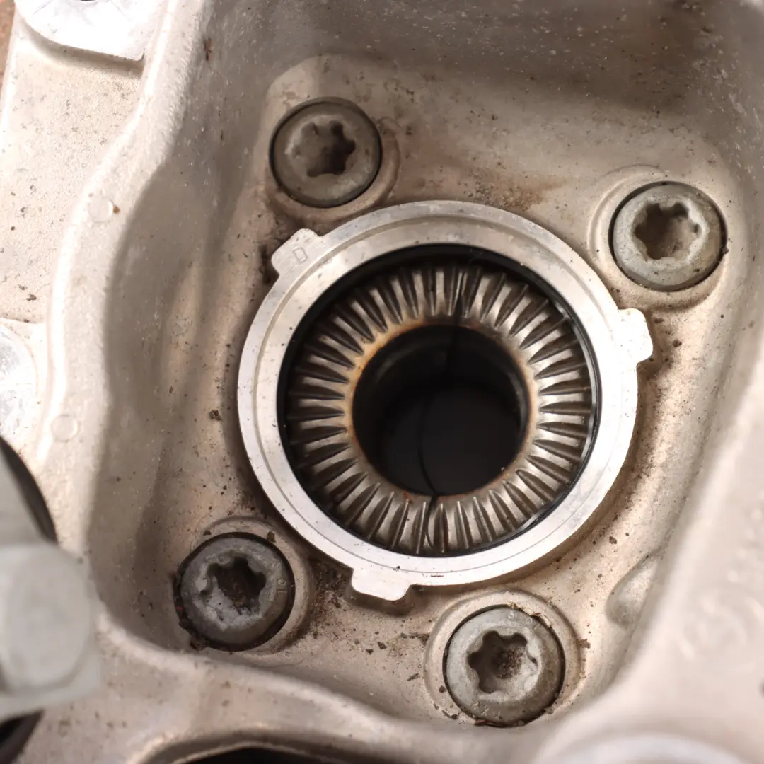  Suspension Leg BMW G30 Rear Axle Left N/S Wheel Carrier Hub Mount - SKU 6866335-2 - Part number 6866335