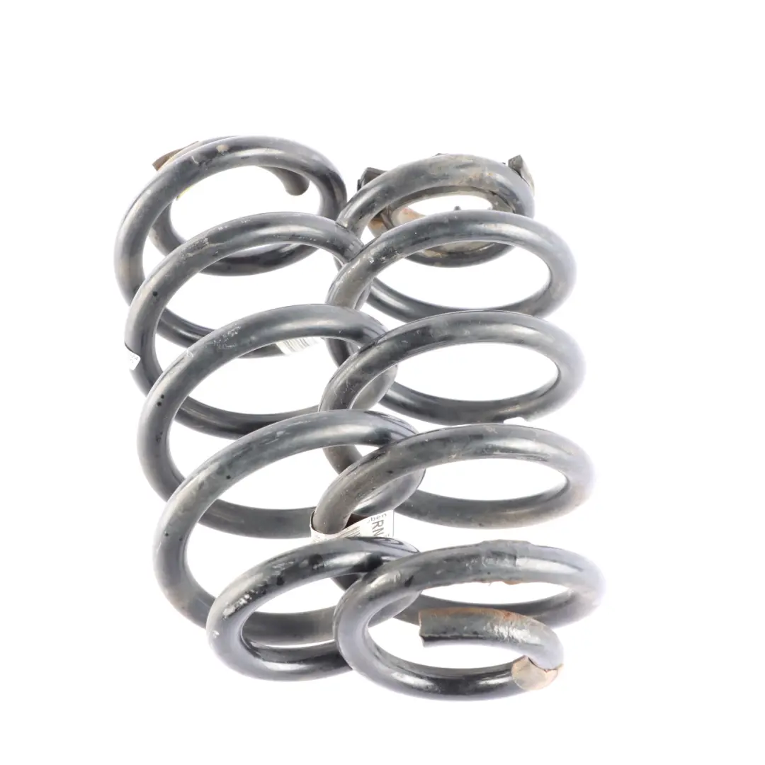 Coil Spring Suspensión Eje Trasero Izquierda Derecha Set para BMW F46 con número de pieza 6866777 BMW F46 Coil Spring Suspensión Eje Trasero Izquierda Derecha Set - SKU 6866777 - Número de pieza 6866777