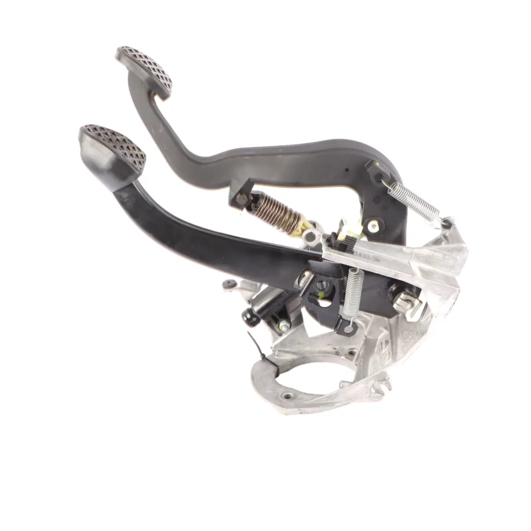  Complete Pedal Assembly BMW F20 F21 M135i M140i F22 M240i F80 M3 F82 M4 - SKU 6876796 - Part number 6876796