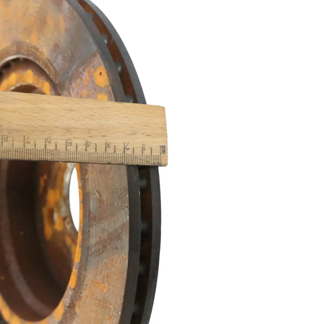 Dischi freno ventilati Portaruota posteriore sinistro destro per BMW G20 G21 con numero di parte 6877213 BMW G20 G21 Dischi freno ventilati Portaruota posteriore sinistro destro - SKU 6877213 - Numero di parte 6877213