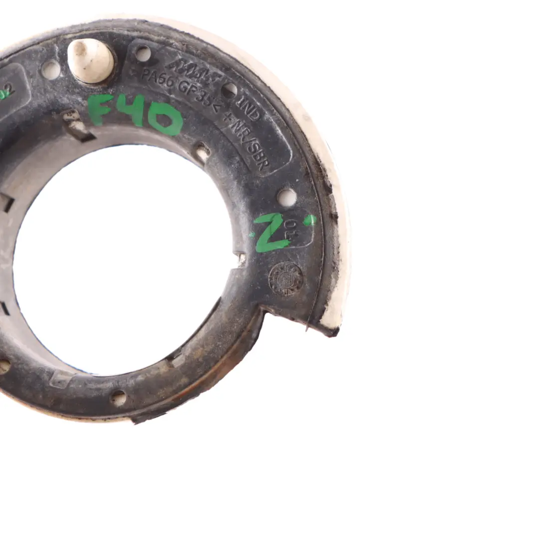 Dolna Podkładka Amortyzatora Tylna Oś do BMW F40 F44 GT Mini F60 o numerze 6880421 BMW F40 F44 GT Mini F60 Dolna Podkładka Amortyzatora Tylna Oś - SKU 6880421 - Numer Części 6880421