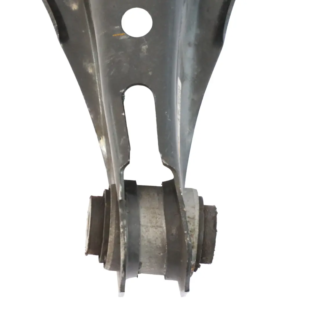 Roll Over Strut Rubber Mount to BMW F20 F21 F30 F31 F32 F36 G20 Rear with Part number 6884694 BMW F20 F21 F30 F31 F32 F36 G20 Rear Roll Over Strut Rubber Mount - SKU 6884694 - Part number 6884694