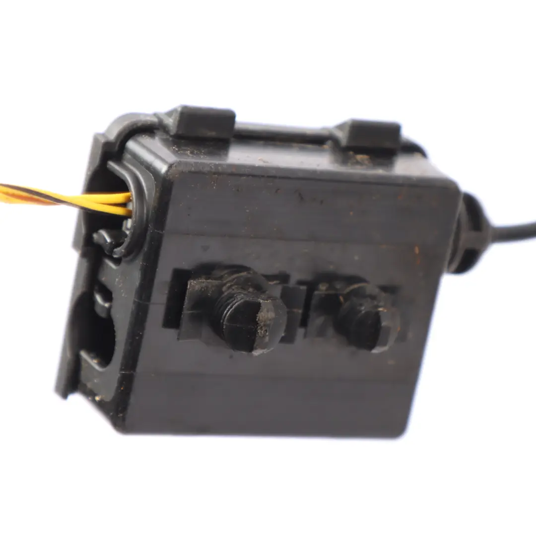 Right O/S Suspension Leg Wheel Hub Brake Disc Caliper to BMW i4 G26 eDrive 35 Rear with Part number 6893272 BMW i4 G26 eDrive 35 Rear Right O/S Suspension Leg Wheel Hub Brake Disc Caliper - SKU 6893272-1 - Part number 6893272