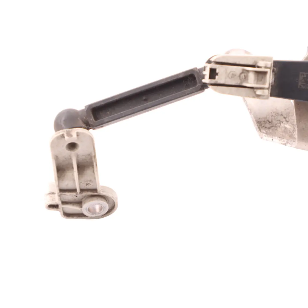 Headlight Height Level Sensor Bracket Housing to BMW G30 with Part number 6895466 BMW G30 Headlight Height Level Sensor Bracket Housing - SKU 6895466-1 - Part number 6895466