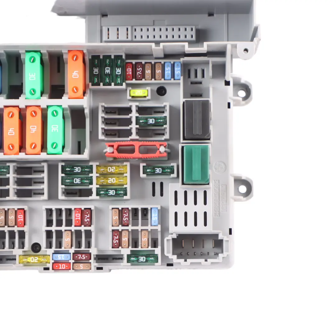  Scatola fusibili BMW E87 E90 E91 E92 E93 distribuzione energia anteriore - SKU 6906607 - Numero di parte 6978270