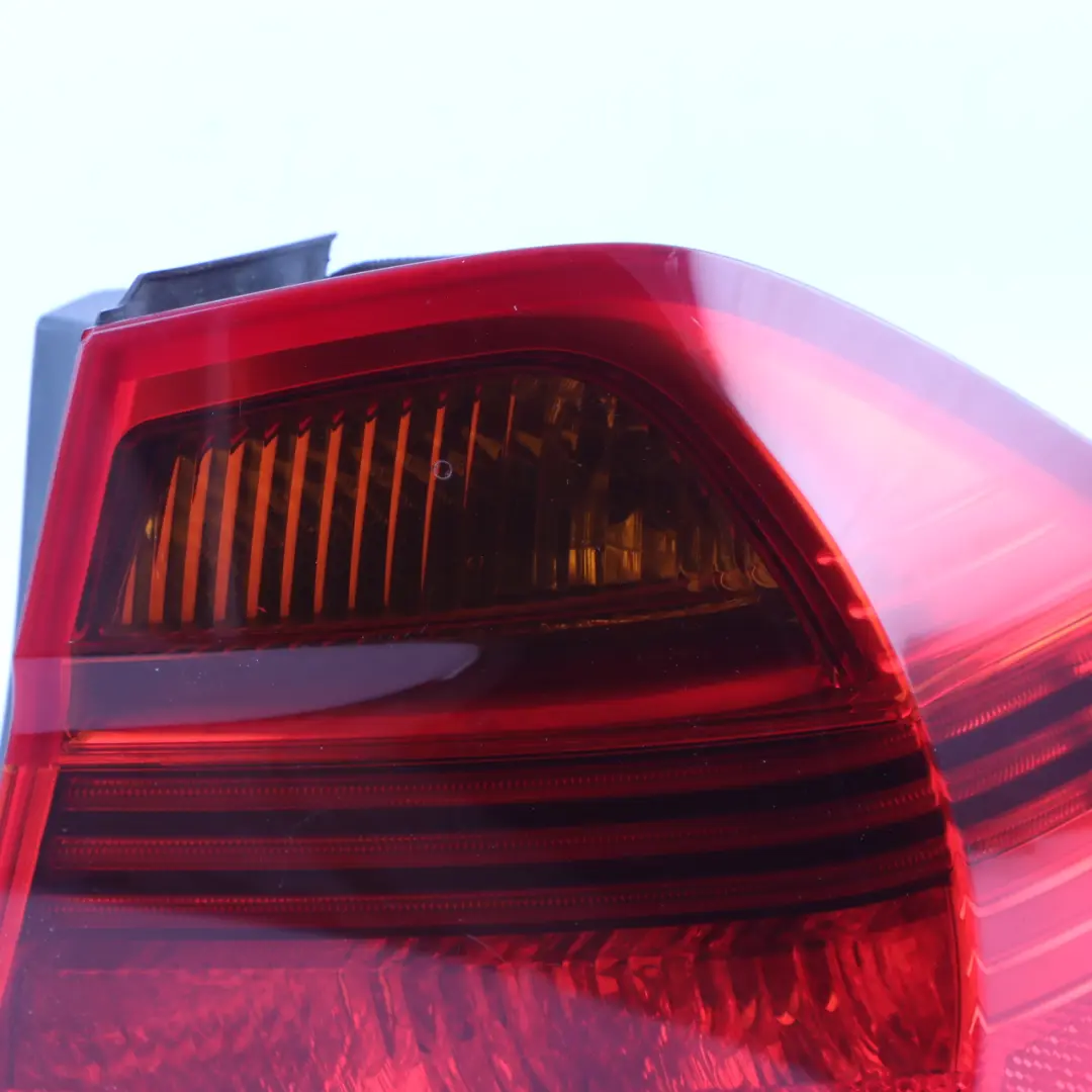 Back Lamp Light Right O/S Tail Lamp Light to BMW E90 Saloon Rear with Part number 6937458 BMW E90 Saloon Rear Back Lamp Light Right O/S Tail Lamp Light - SKU 6937458-4 - Part number 6937458