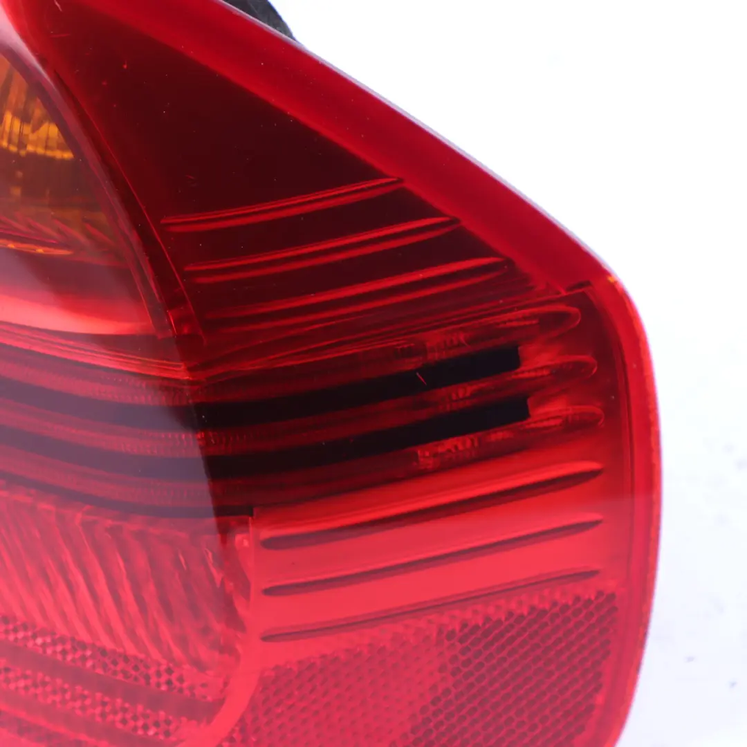 Back Lamp Light Right O/S Tail Lamp Light to BMW E90 Saloon Rear with Part number 6937458 BMW E90 Saloon Rear Back Lamp Light Right O/S Tail Lamp Light - SKU 6937458-4 - Part number 6937458