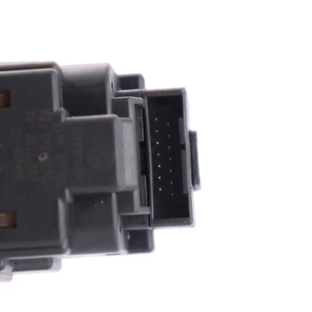 Starter Start Stop Schalter Zündung Schlüssel Leser Einheit für BMW X5 E70 mit Teilenummer 6967675 BMW X5 E70 Starter Start Stop Schalter Zündung Schlüssel Leser Einheit - SKU 6967675-7 - Teilenummer 6967675