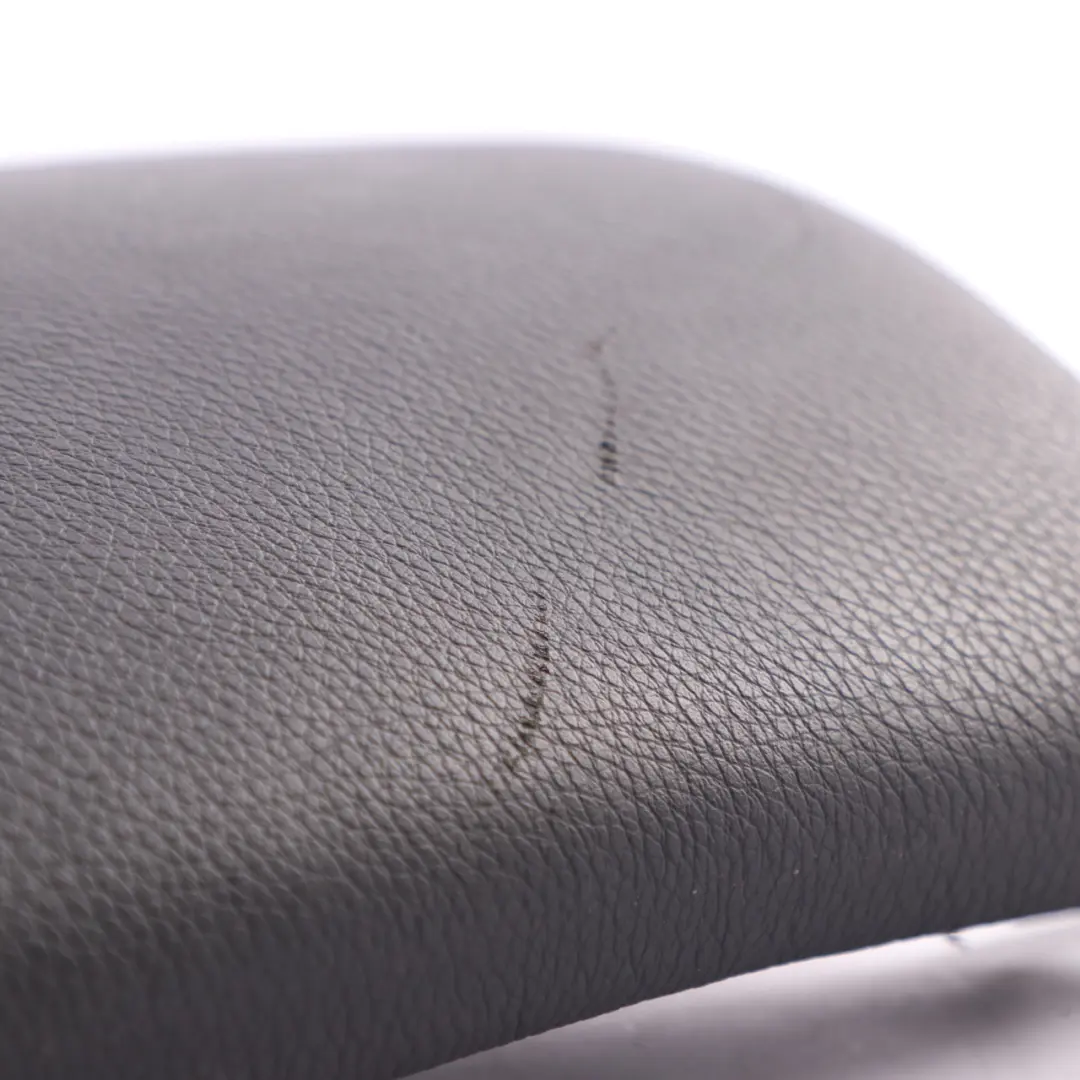 Sedile Posteriore Riferimento Pezzo Laterale Destra pelle Nera per BMW E91 Touring con numero di parte 6971682 BMW E91 Touring Sedile Posteriore Riferimento Pezzo Laterale Destra pelle Nera - SKU 6971682 - Numero di parte 6971682