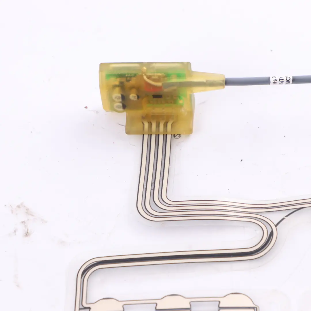 Sensore Sedile BMW E60 E61 Rilevamento Occupazione Sedile Anteriore Mat per con numero di parte 6982974 Sensore Sedile BMW E60 E61 Rilevamento Occupazione Sedile Anteriore Mat - SKU 6982974 - Numero di parte 6982974