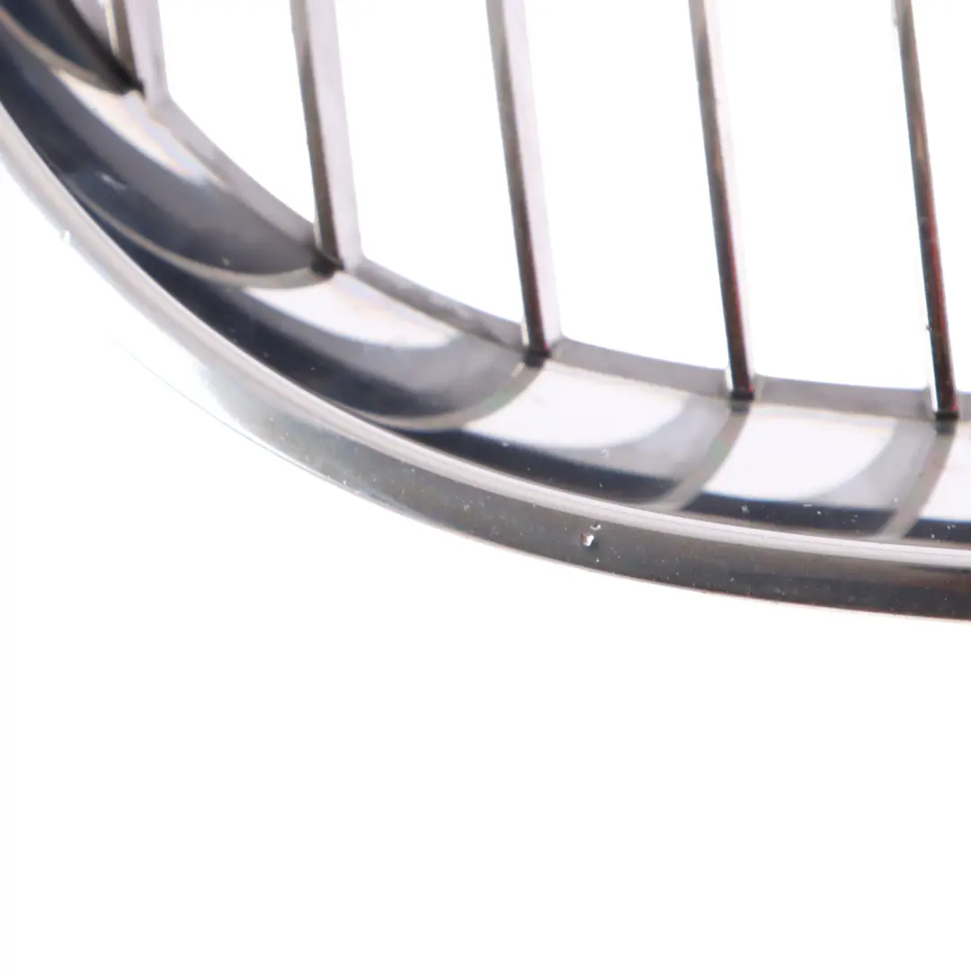BMW E60 E61 LCI Grille Rognon Droite O/S Chrome Noir - SKU 7027062-1 - Numéro de pièce 7027062