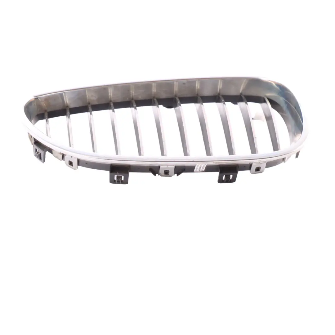 BMW E60 E61 LCI Grille Rognon Droite O/S Chrome Noir - SKU 7027062-1 - Numéro de pièce 7027062
