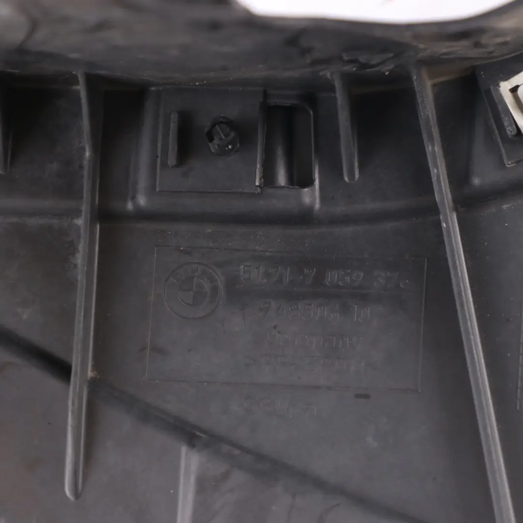 Paso de rueda delantero derecho Tapa inferior Carcasa para BMW E81 E87 con número de pieza 7059376 BMW E81 E87 Paso de rueda delantero derecho Tapa inferior Carcasa - SKU 7059376-2 - Número de pieza 7059376