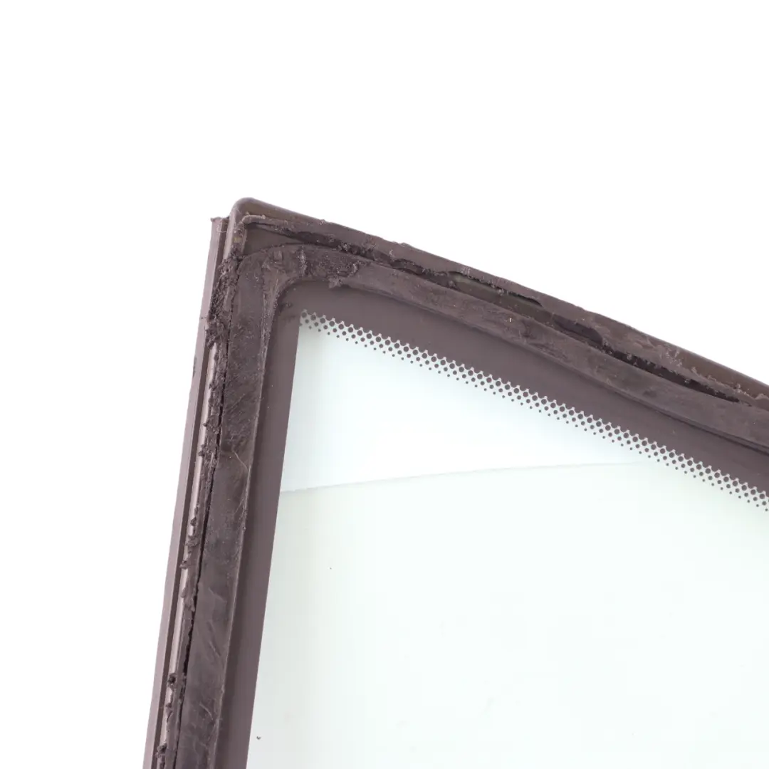 Vitre Fenêtre AS2 de Porte Fixe en Verre Cote Droit pour BMW E90 à propos du numéro de pièce 7060212 BMW E90 Vitre Fenêtre AS2 de Porte Fixe en Verre Cote Droit - SKU 7060212 - Numéro de pièce 7060212