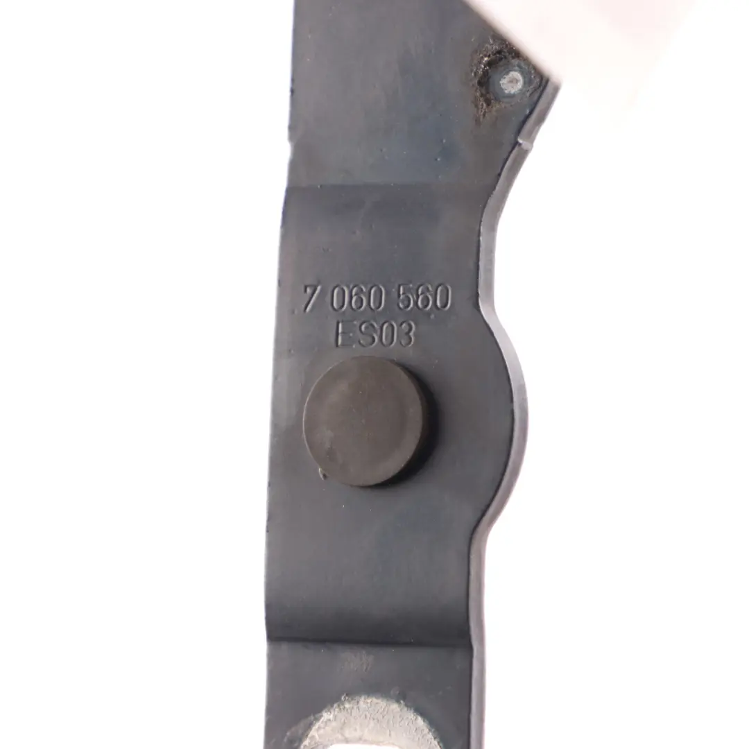 Bonnet Hinge BMW E81 E87 Right O/S Hood Hinge Tiefseeblau Blue Metallic - A76 to with Part number 7060560 Bonnet Hinge BMW E81 E87 Right O/S Hood Hinge Tiefseeblau Blue Metallic - A76 - SKU 7060560-DSB - Part number 7060560