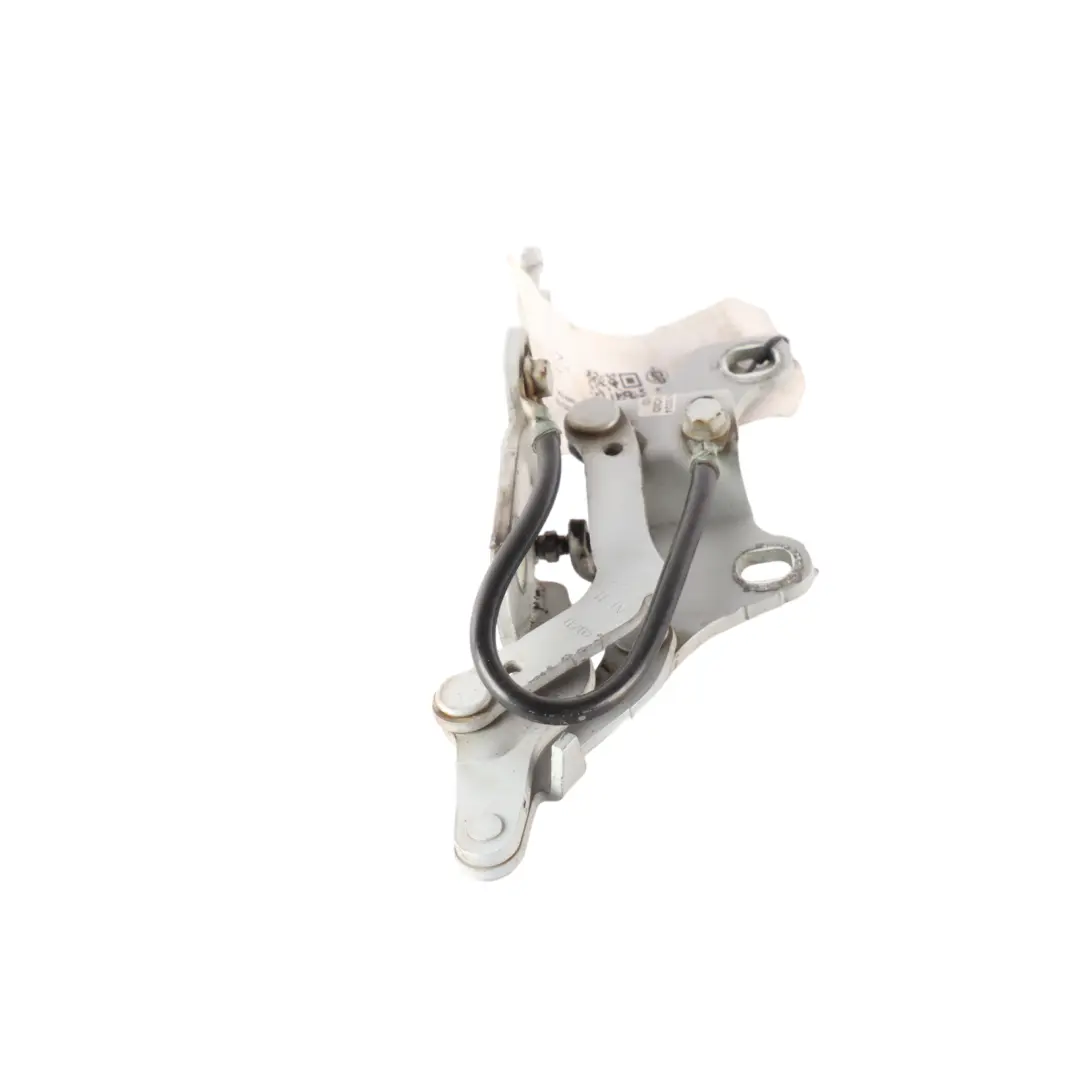 Front Left Engine Bonnet Hinge N/S Silverstone 2 Metallic - A29 to BMW E90 with Part number 7115263 BMW E90 Front Left Engine Bonnet Hinge N/S Silverstone 2 Metallic - A29 - SKU 7115263-SIL - Part number 7115263