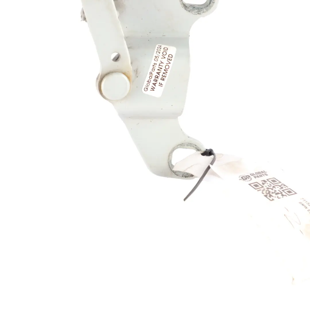 Bonnet Hinge BMW E90 E92 Front Right O/S Silverstone Metallic - A29 to Engine with Part number 7115264 Engine Bonnet Hinge BMW E90 E92 Front Right O/S Silverstone Metallic - A29 - SKU 7115264-SIL - Part number 7115264