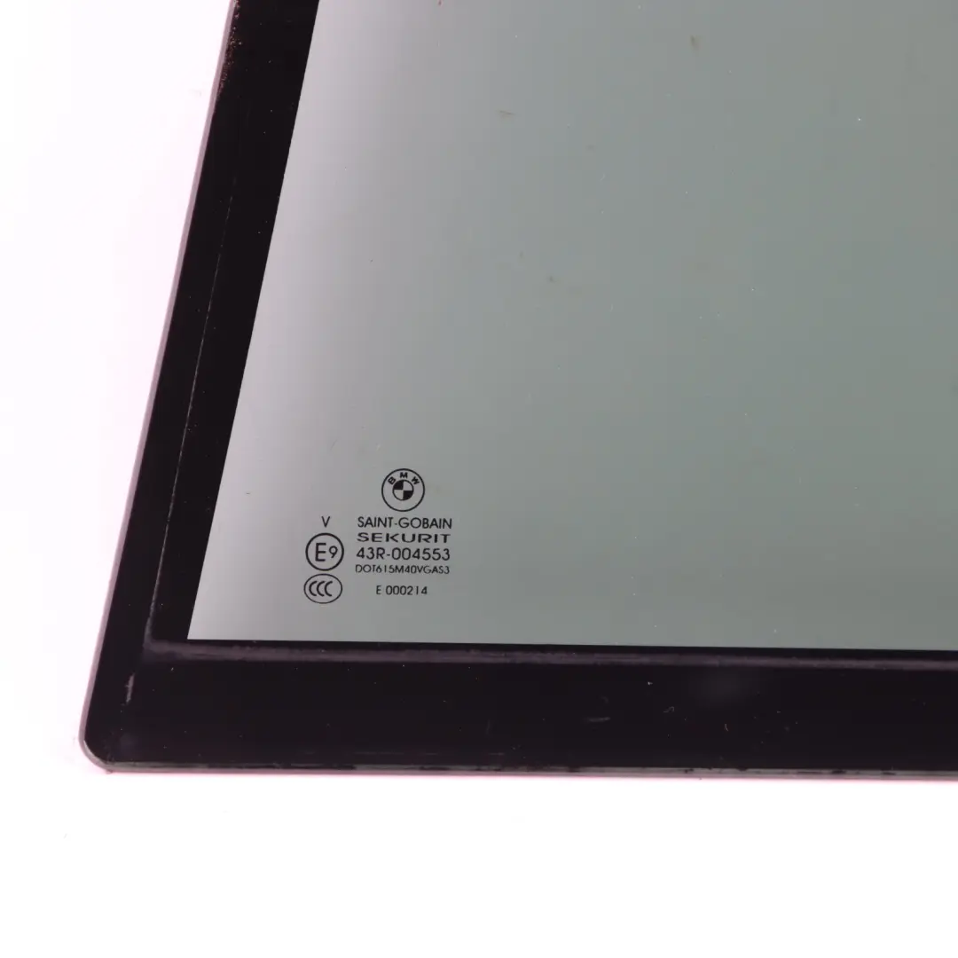 Vitre latérale teintée Porte arrière gauche AS3 Noir pour BMW X5 E70 à propos du numéro de pièce 7129729 BMW X5 E70 Vitre latérale teintée Porte arrière gauche AS3 Noir - SKU 7129729-1 - Numéro de pièce 7129729