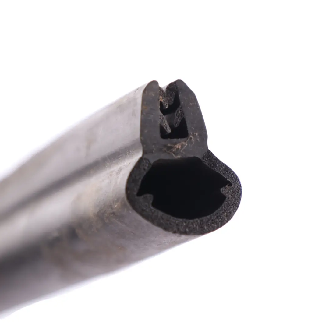 Uszczelka Szyby Przednia Przód do Mini R55 R56 R57 LCI R58 o numerze 7148848 Mini R55 R56 R57 LCI R58 Uszczelka Szyby Przednia Przód - SKU 7148848-1 - Numer Części 7148848