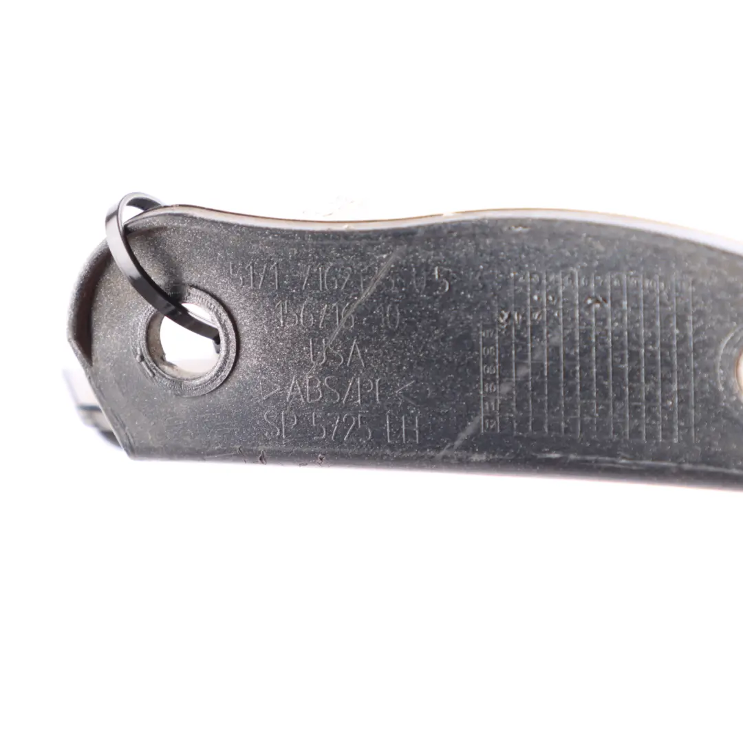 Frame Cover Light Rear Left N/S Titansilber Silver 7162125 to BMW Z4 E85 with Part number 0033347 BMW Z4 E85 Frame Cover Light Rear Left N/S Titansilber Silver 7162125 - SKU 0033347-TS - Part number 0033347