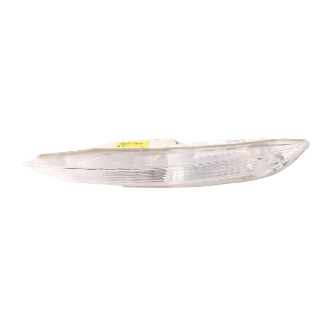 Indicatore di direzione Bianco Destro per BMW E63 E64 con numero di parte 7165806 BMW E63 E64 Indicatore di direzione Bianco Destro - SKU 7165806 - Numero di parte 7165806