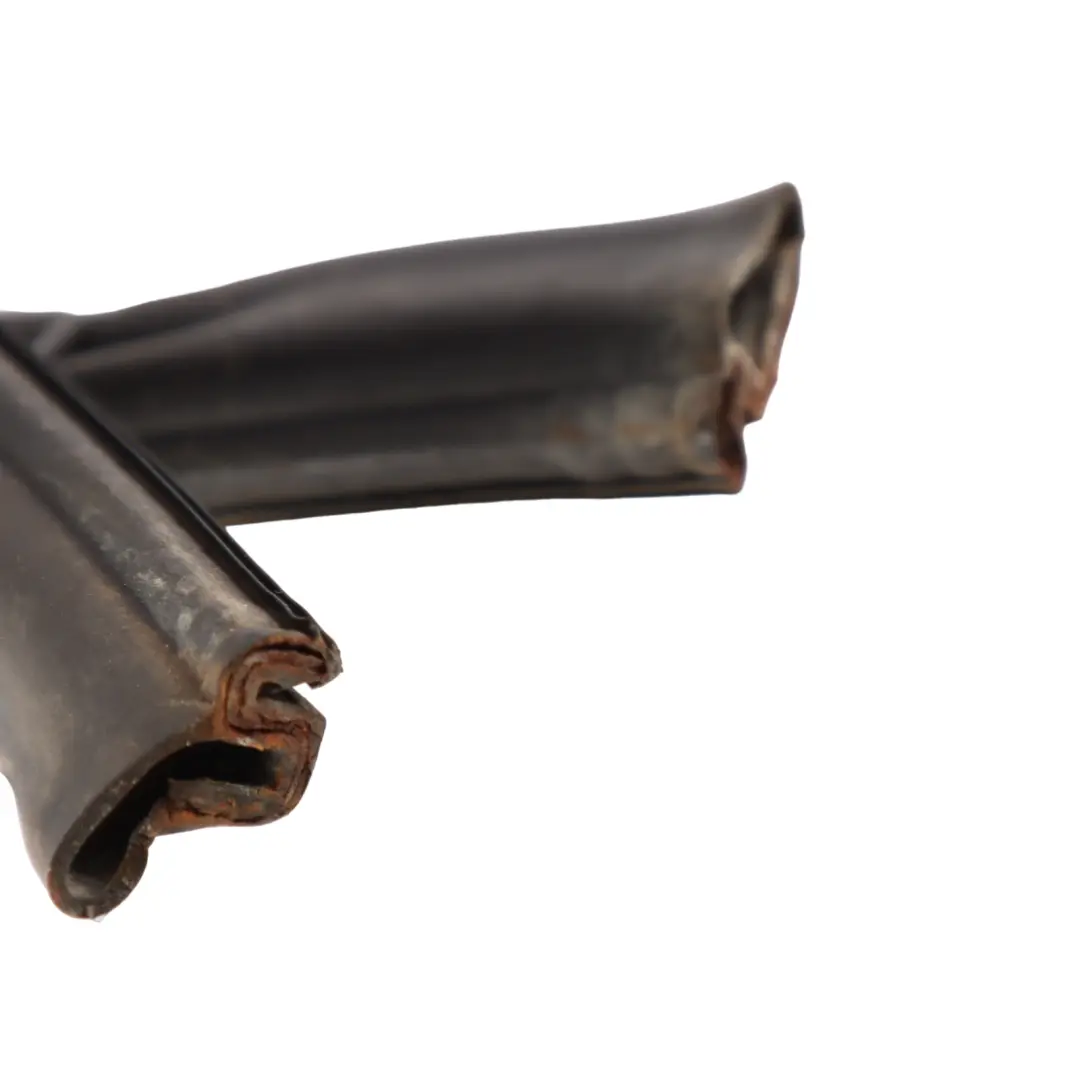 Rubber Seal Sealing Gasket Roof Rear to Mini R55 with Part number 7167238 Mini R55 Rubber Seal Sealing Gasket Roof Rear - SKU 7167238 - Part number 7167238