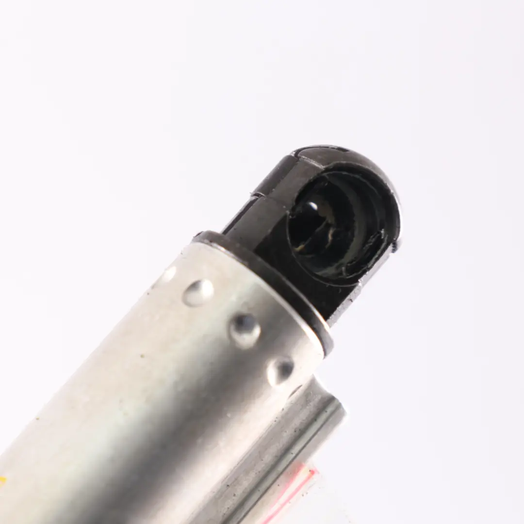 Folding Top Left N/S Hydraulic Cylinder to BMW E88 Convertible with Part number 7190669 BMW E88 Convertible Folding Top Left N/S Hydraulic Cylinder - SKU 7190669 - Part number 7190669