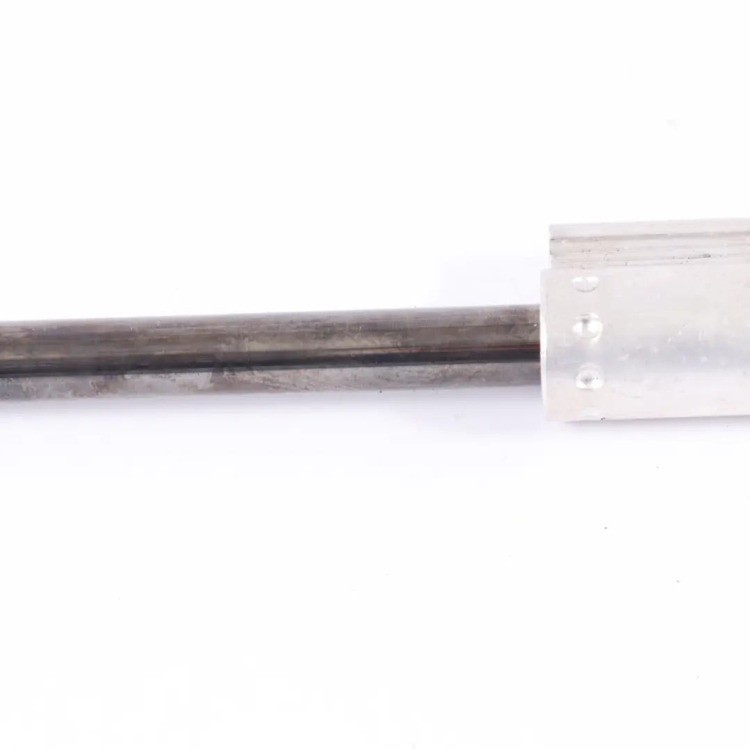 Siłownik Hydrauliczny Górny Prawy do BMW E88 o numerze 7190670 BMW E88 Siłownik Hydrauliczny Górny Prawy - SKU 7190670 - Numer Części 7190670