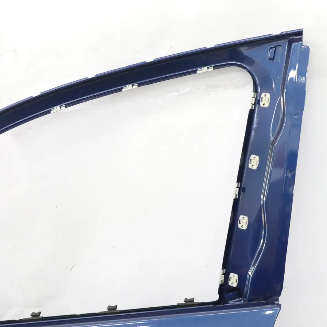 Rivestimento porta anteriore sinistra Le Mans Blau Blue Metallic - 381 per BMW E87 con numero di parte 7191011 BMW E87 Rivestimento porta anteriore sinistra Le Mans Blau Blue Metallic - 381 - SKU 7191011-LMB - Numero di parte 7191011