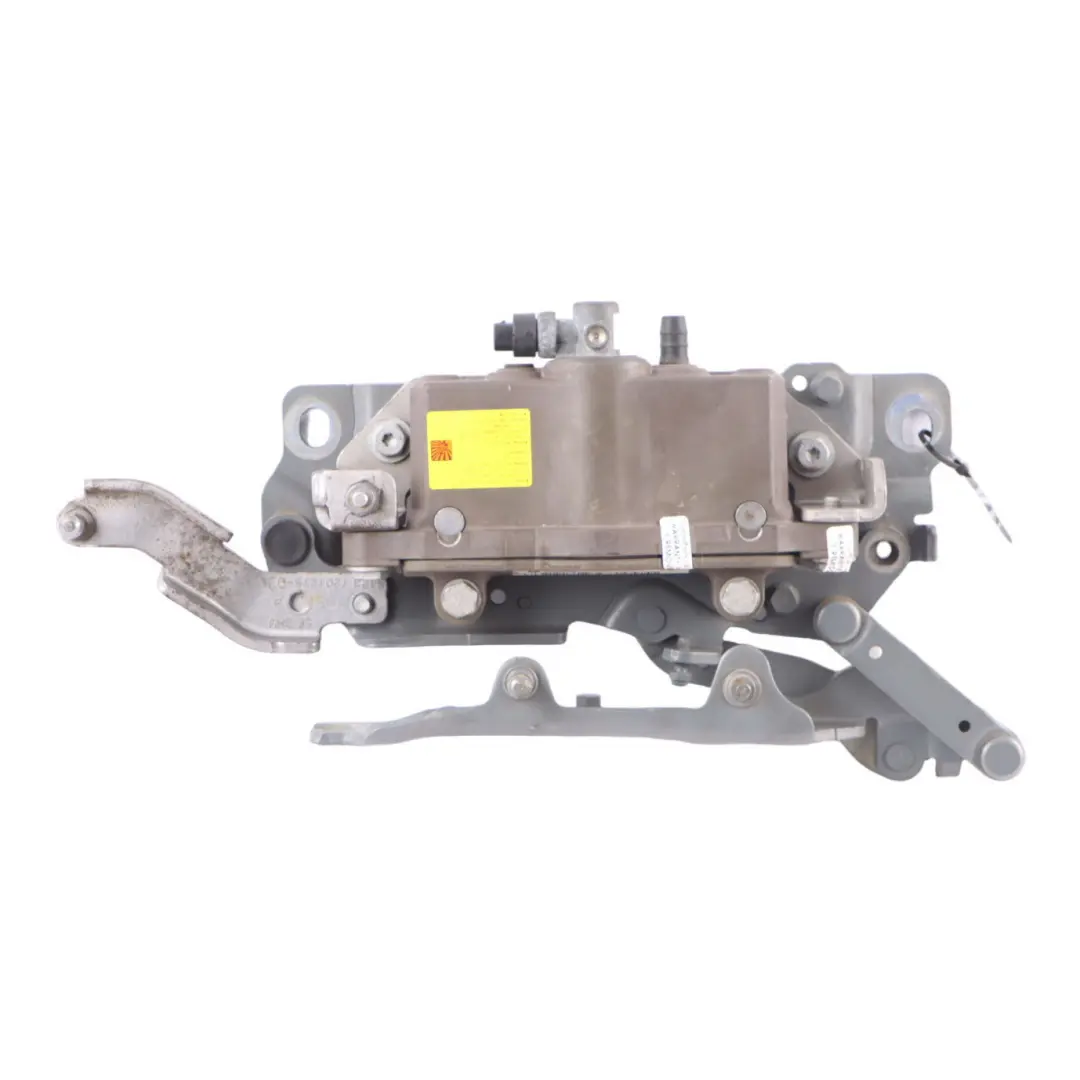 Charnière Capot Gauche Actionneur Protection Active Gris Sidéral - A52 pour BMW F10 à propos du numéro de pièce 7191049 BMW F10 Charnière Capot Gauche Actionneur Protection Active Gris Sidéral - A52 - SKU 7191049-SCG - Numéro de pièce 7191049