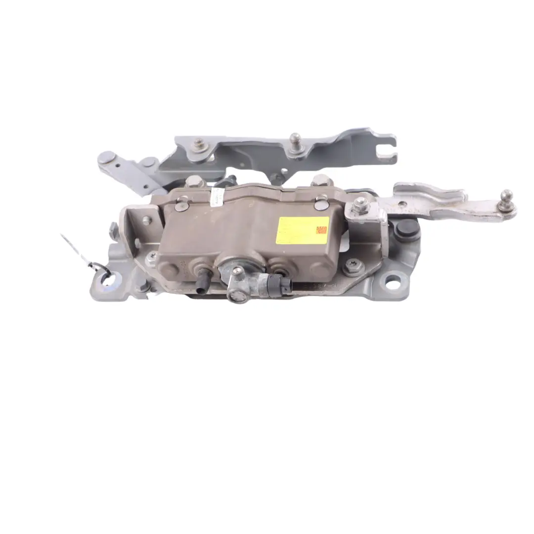 Bisagra Capó Izquierda Protectio Actuador Gris Espacial Metalizado - A52 para BMW F10 con número de pieza 7191049 BMW F10 Bisagra Capó Izquierda Protectio Actuador Gris Espacial Metalizado - A52 - SKU 7191049-SCG - Número de pieza 7191049