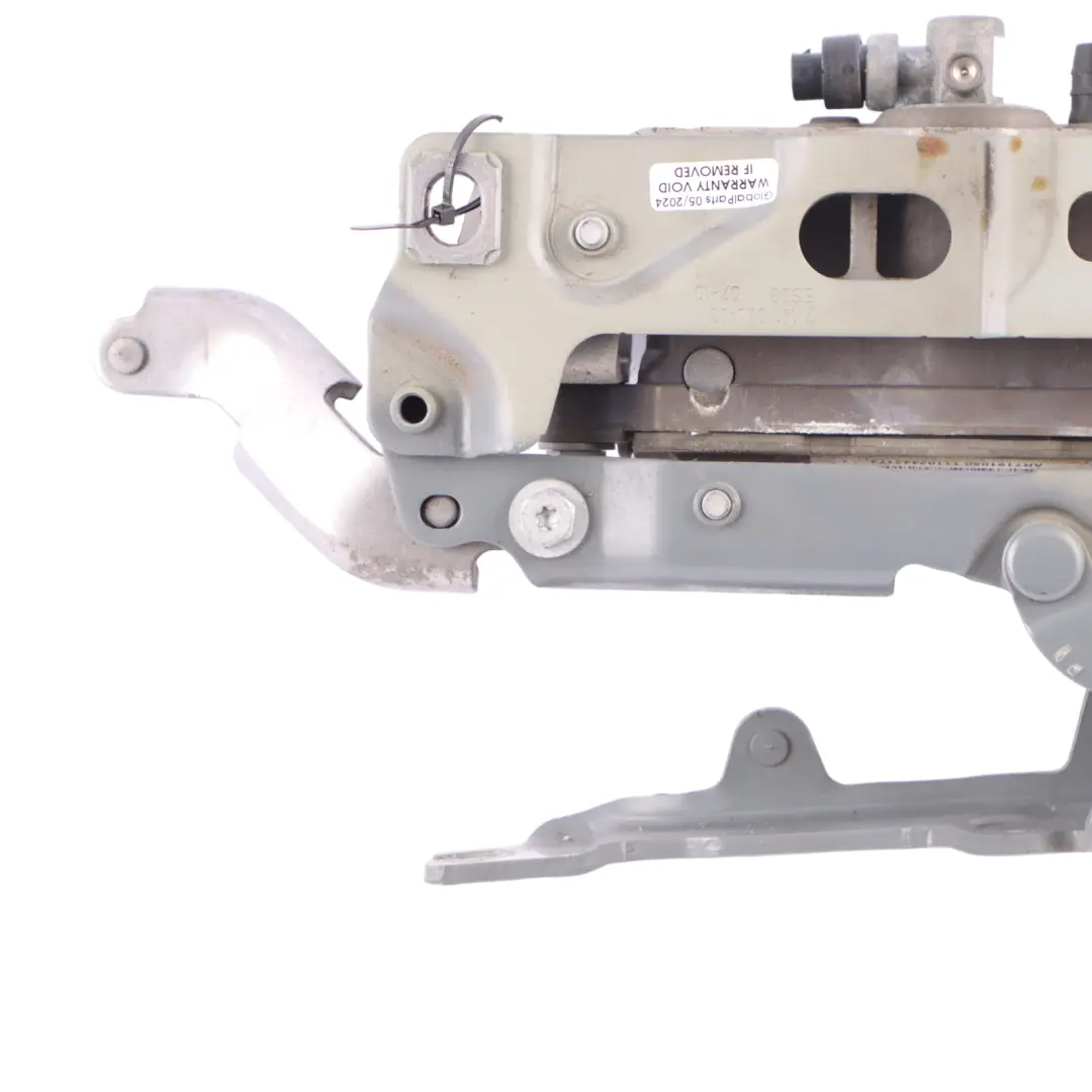 Cerniera Del Cofano Destra Attuatore Protezione Attiva Space Grey - A52 per BMW F10 con numero di parte 7191050 BMW F10 Cerniera Del Cofano Destra Attuatore Protezione Attiva Space Grey - A52 - SKU 7191050-SCG - Numero di parte 7191050