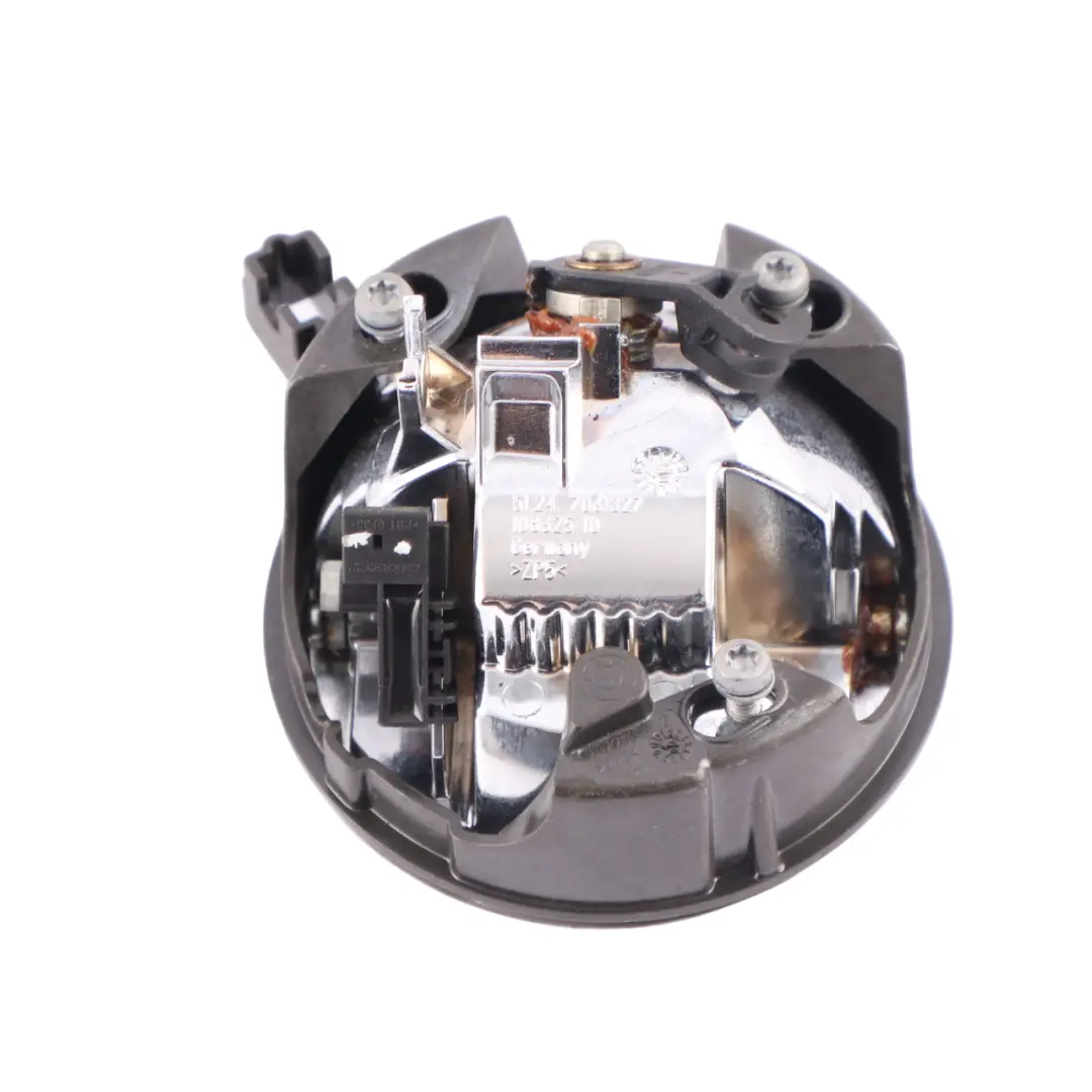 Emblem Button Tailgate Badge Open Opening to BMW E63 E64 with Part number 7061327 BMW E63 E64 Emblem Button Tailgate Badge Open Opening - SKU 7200899 - Part number 7061327