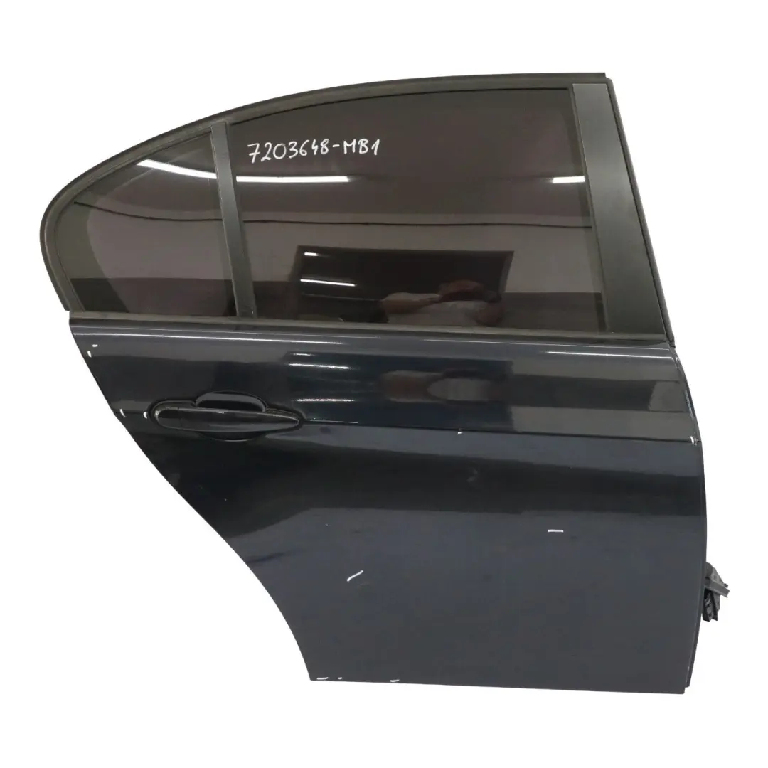 Porta posteriore destra Monacoblau Monaco Blue Metallic - A35 per BMW E90 con numero di parte 7203648 BMW E90 Porta posteriore destra Monacoblau Monaco Blue Metallic - A35 - SKU 7203648-MB1 - Numero di parte 7203648