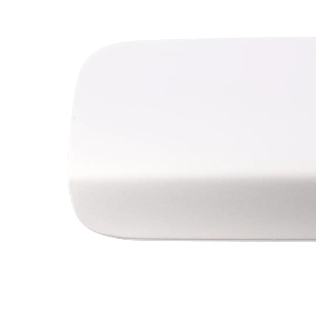 Coperchio Sportello Di Riempimento Carburante Titan Silver - 354 per BMW F10 con numero di parte 7204341 BMW F10 Coperchio Sportello Di Riempimento Carburante Titan Silver - 354 - SKU 7204341-TS - Numero di parte 7204341