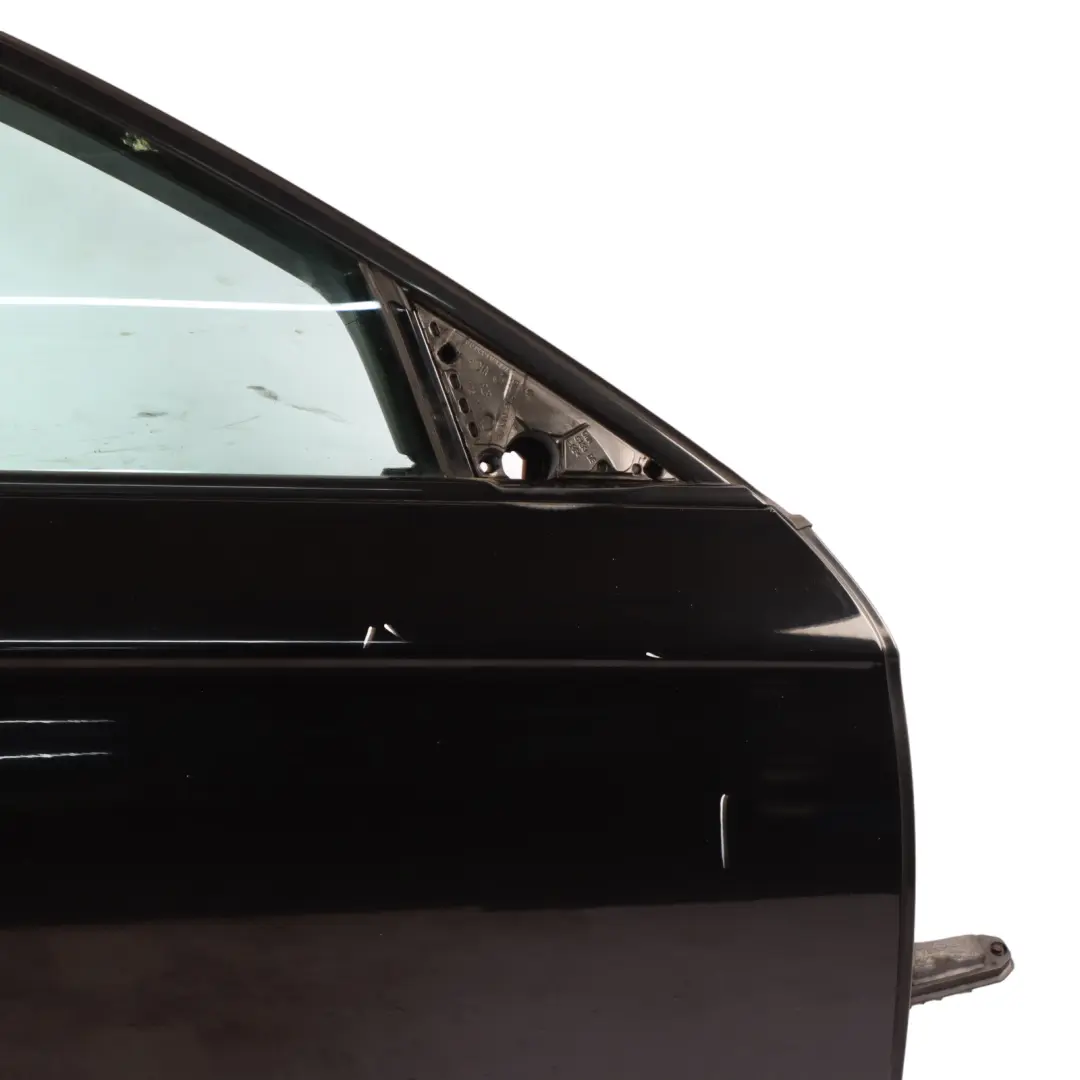 Door Front Right O/S Schwarz 2 Black - 668 to BMW F10 F11 with Part number 7206108 BMW F10 F11 Door Front Right O/S Schwarz 2 Black - 668 - SKU 7206108-SCH - Part number 7206108