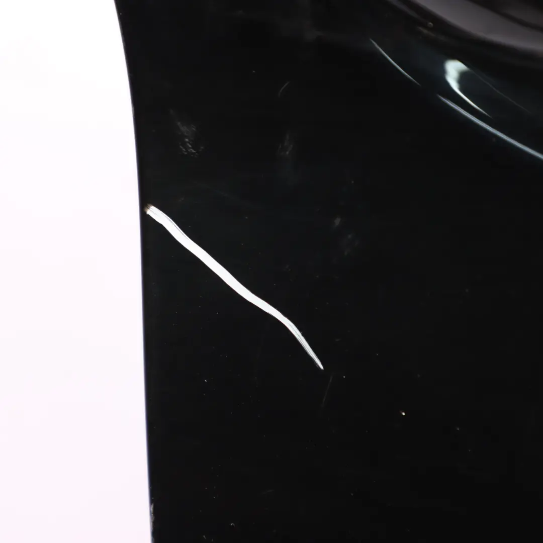 Door Front Right O/S Schwarz 2 Black - 668 to BMW F10 F11 with Part number 7206108 BMW F10 F11 Door Front Right O/S Schwarz 2 Black - 668 - SKU 7206108-SCH - Part number 7206108