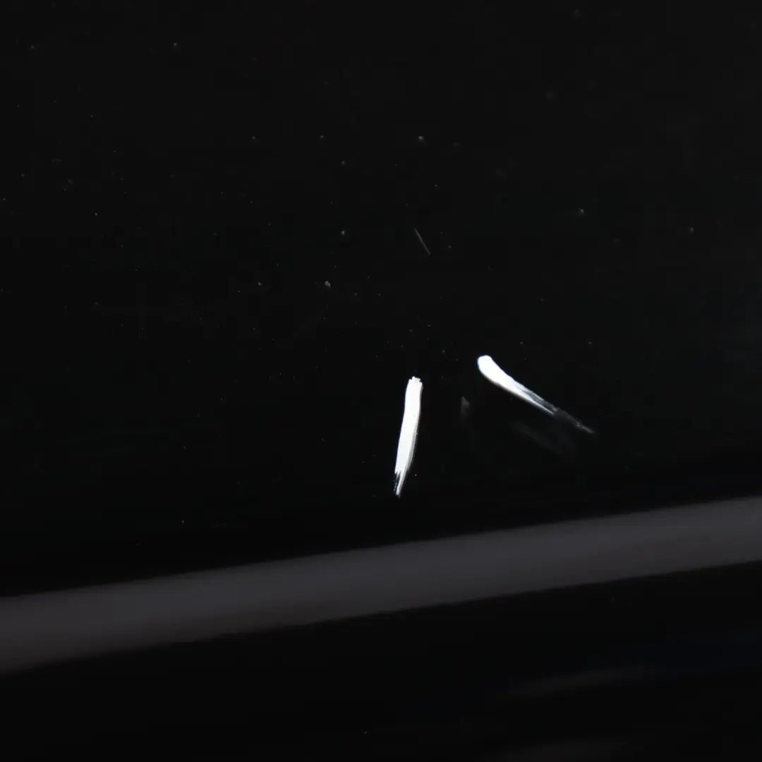 Door Front Right O/S Schwarz 2 Black - 668 to BMW F10 F11 with Part number 7206108 BMW F10 F11 Door Front Right O/S Schwarz 2 Black - 668 - SKU 7206108-SCH - Part number 7206108