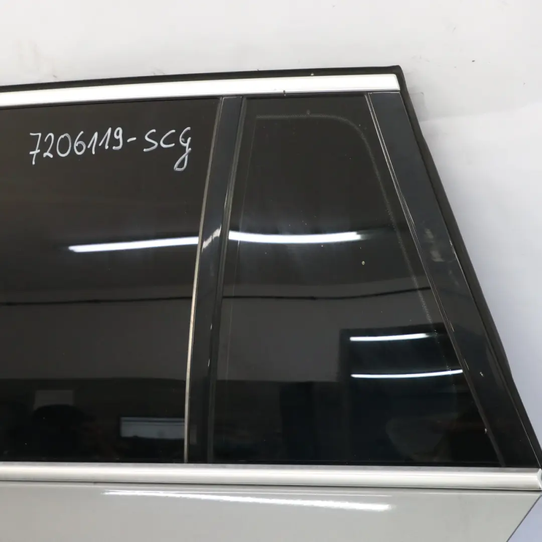 Puerta Trasera Panel Izquierdo Touring Gris Spacegrau Metalizado - A52 para BMW F11 con número de pieza 7206119 BMW F11 Puerta Trasera Panel Izquierdo Touring Gris Spacegrau Metalizado - A52 - SKU 7206119-SCG - Número de pieza 7206119