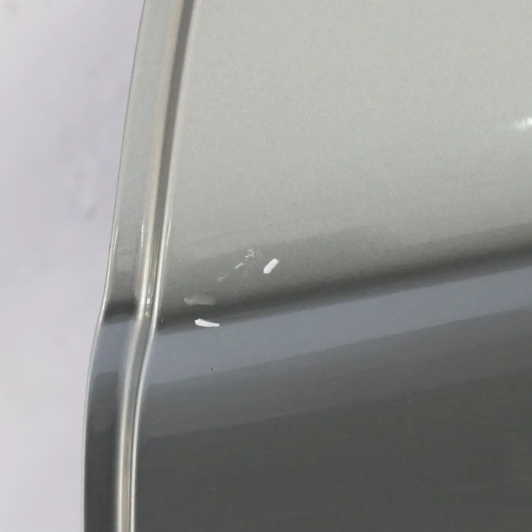 Puerta Trasera Panel Izquierdo Touring Gris Spacegrau Metalizado - A52 para BMW F11 con número de pieza 7206119 BMW F11 Puerta Trasera Panel Izquierdo Touring Gris Spacegrau Metalizado - A52 - SKU 7206119-SCG - Número de pieza 7206119
