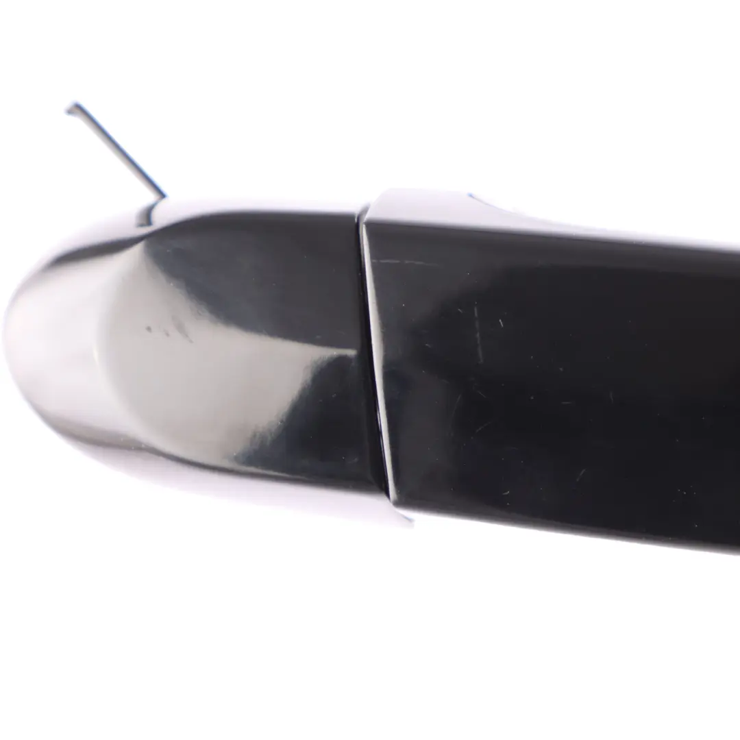 Handle Bracket Right O/S Schwarz Black - 668 to BMW E81 with Part number 7207552 BMW E81 Handle Bracket Right O/S Schwarz Black - 668 - SKU 7207552-SCH - Part number 7207552