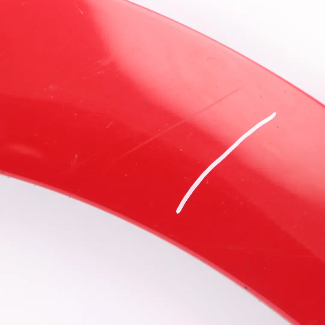 Copriruota Aerokit Posteriore Destro Chili Red - 851 per Mini R56 R57 LCI con numero di parte 7208422 Mini R56 R57 LCI Copriruota Aerokit Posteriore Destro Chili Red - 851 - SKU 7208422-CHRED - Numero di parte 7208422