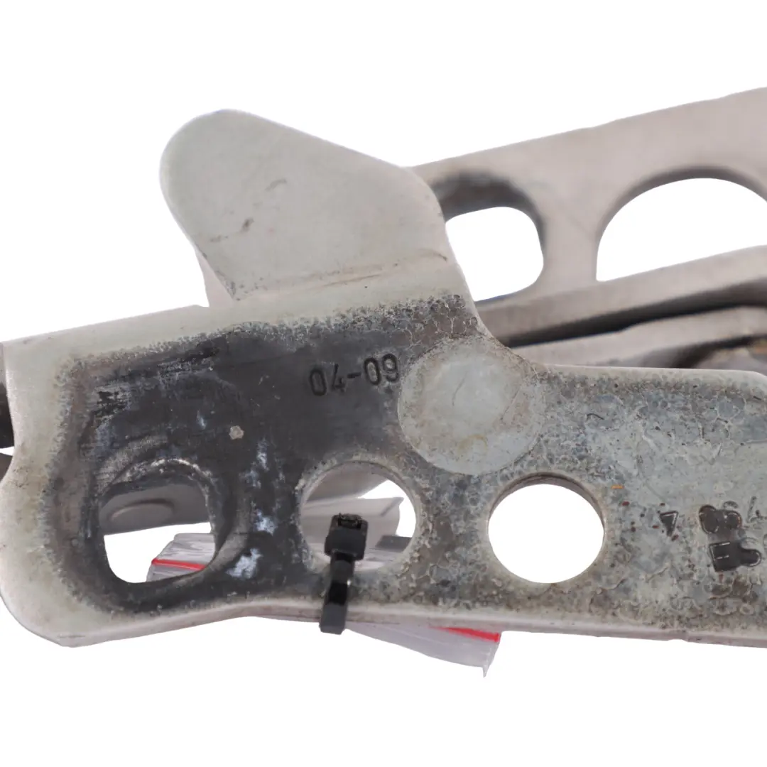 Charnière de Capot Avant Gauche Titansilber Argent Métallique pour BMW E63 E64 à propos du numéro de pièce 7210669 BMW E63 E64 Charnière de Capot Avant Gauche Titansilber Argent Métallique - SKU 7210669-TS - Numéro de pièce 7210669